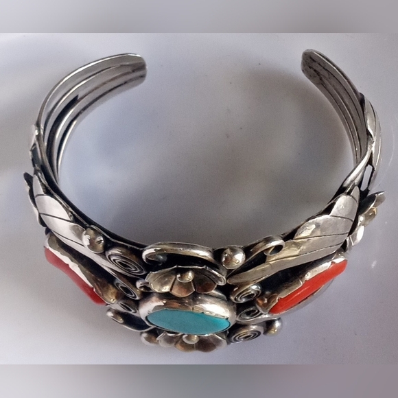 Turquoise Coral VTG Sterling Silver Southwest Signed IB 46 G Cuff Bracelet - Picture 10 of 16